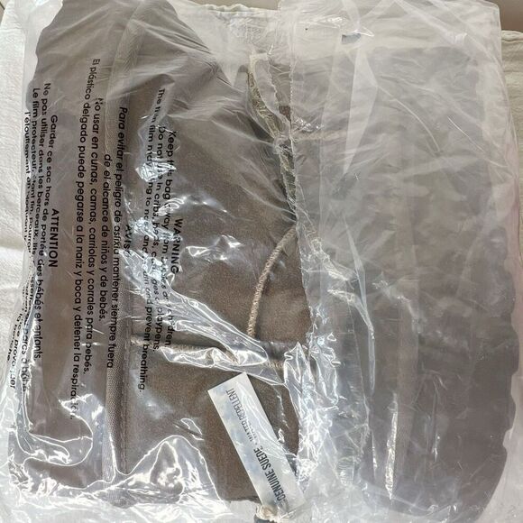 CushionaireβHippy Womenβs Suede Platform Ankle Boots Taupe Size 8.5 New - Picture 8 of 12